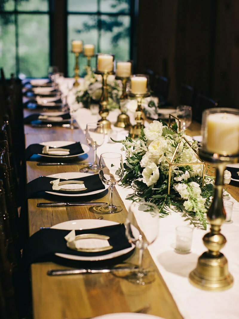 Saiba como fazer uma linda decoração de casamento em preto e branco ...
