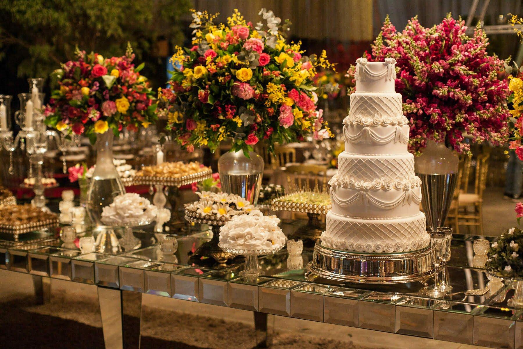 Como escolher o bolo de casamento perfeito - Lejour