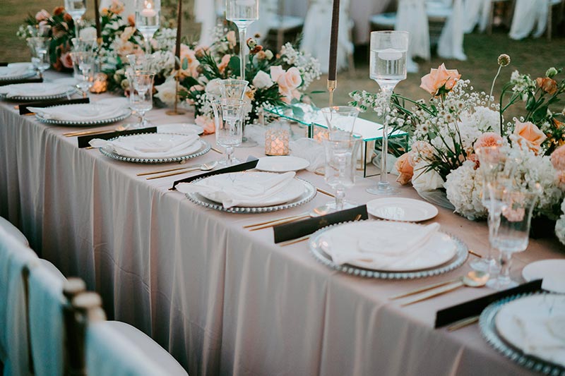decoração de mesa de casamento simples e elegante