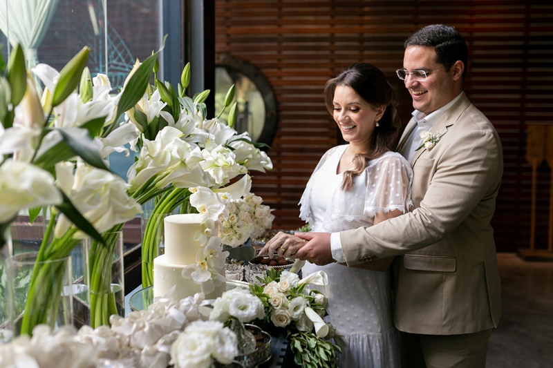 Mesa de bolo para casamento civil simples