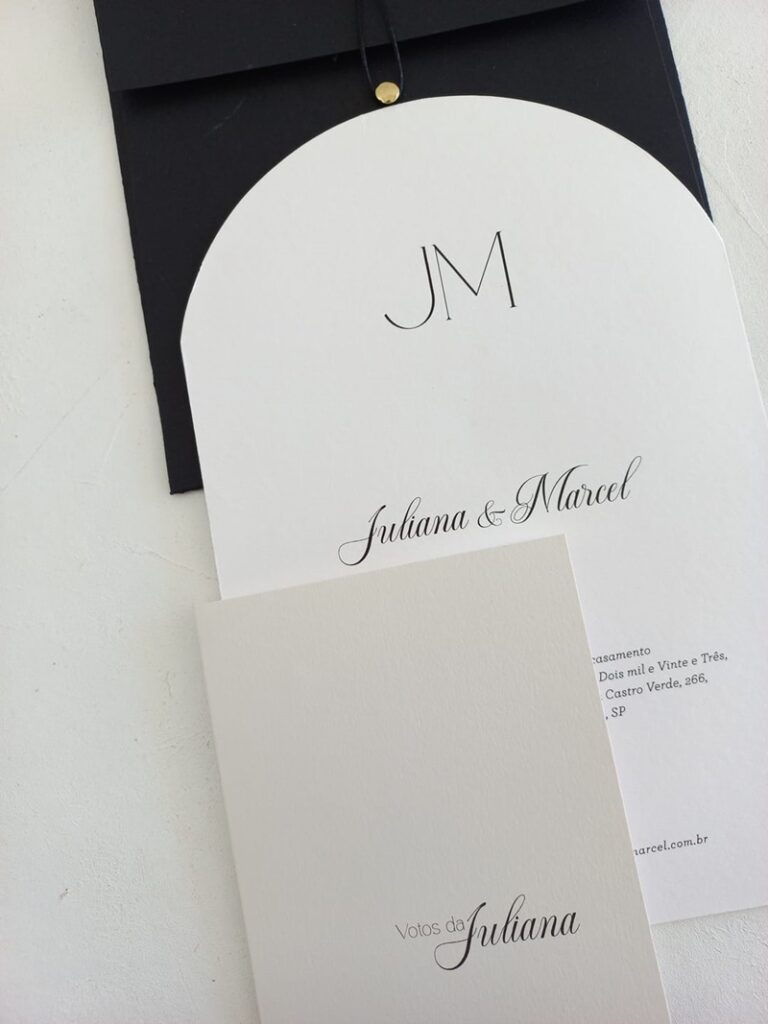 caderno de votos de casamento com design minimalista