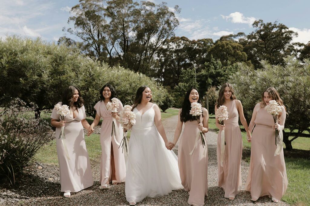 vestidos nude para madrinha de casamento