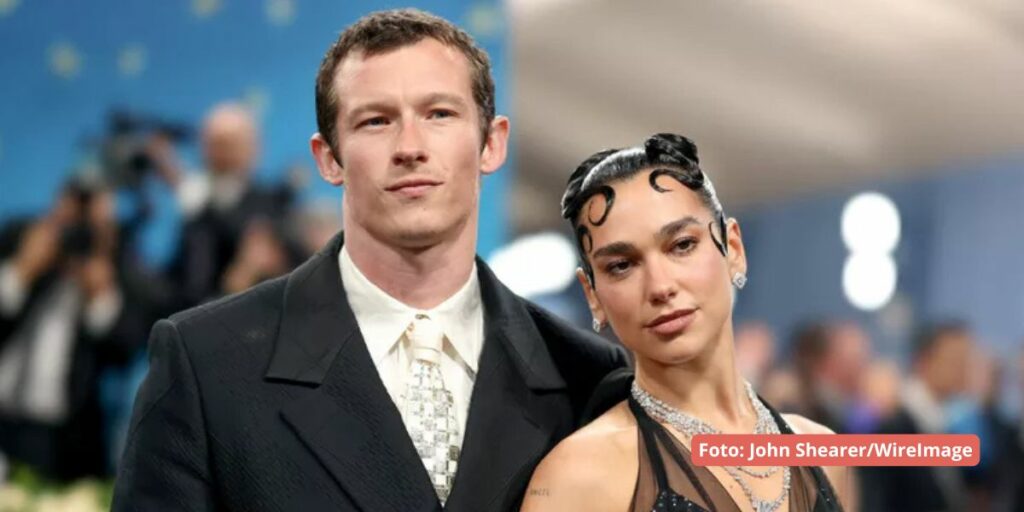 Dua Lipa e Callum Turner famosos que noivaram em 2025