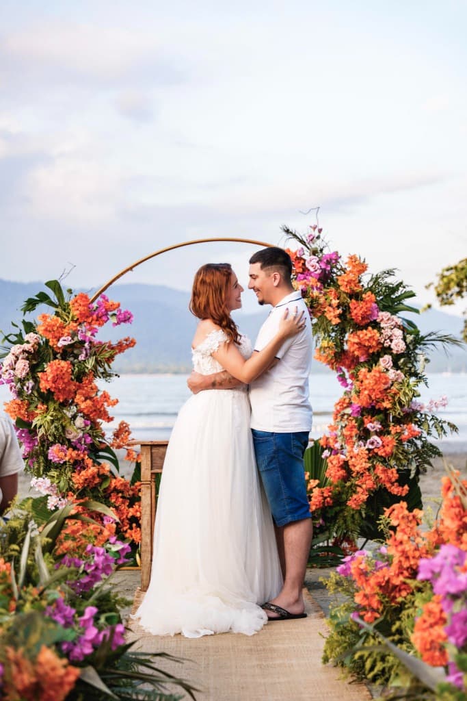 Foto de casamento na praia em Ubatuba 8
